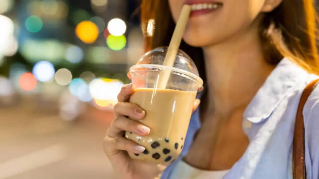 Is Bubble Tea Unhealthy? Study Warns of Kidney Stones, Liver Risk