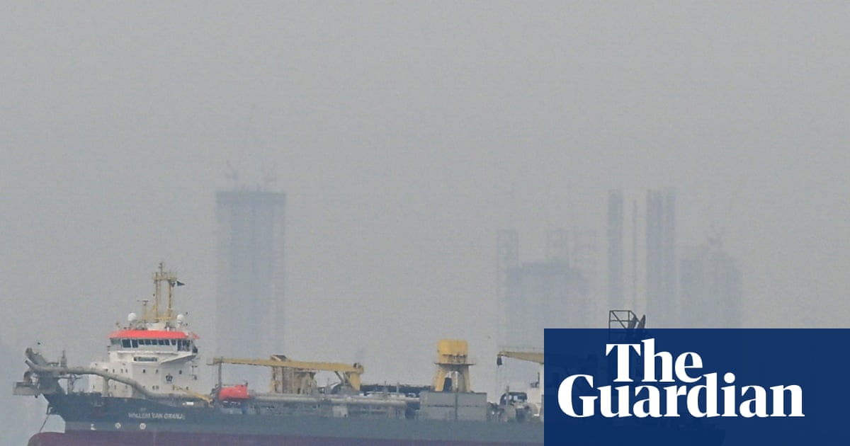 Global stock markets tumble as Trump bid to avert oil crisis in strait of Hormuz fails to reassure