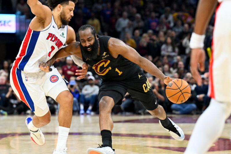 Cavs upset Pistons, Spurs thrash Sixers