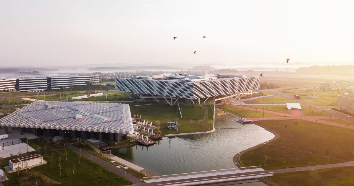 adidas AG extends Bjørn Gulden’s contract as Chief Executive Officer and initiates transition at the helm of the Supervisory Board