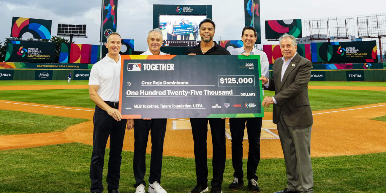 Team Dominican Republic takes on MLB team at home for first time